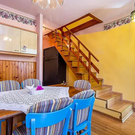 Nyaraló Holiday Valich Rakalj